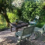 Bed & Breakfast House Of The Three Marias 4*