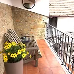 House Of The Three Marias فندق مبيت وإفطار