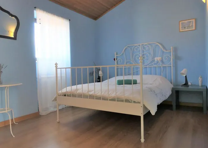 House Of The Three Marias Couette-café 4*