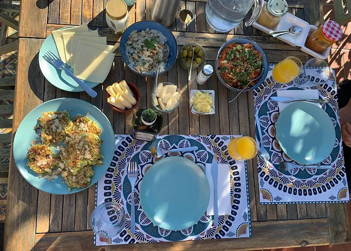 House Of The Three Marias 4*