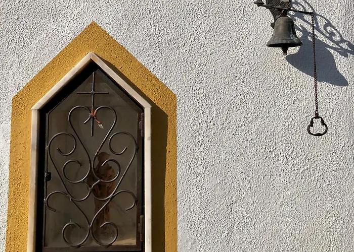 Couette-café House Of The Three Marias