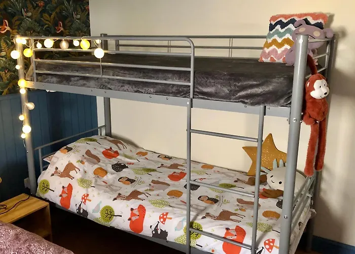 House Of The Three Marias 4*